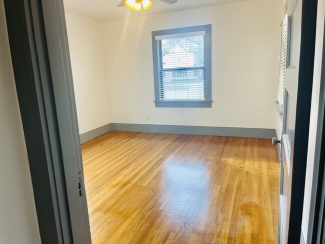 Building Photo - 2314 16th St