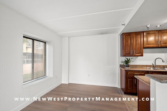 Building Photo - Renovated Cortez Hill 2 Bedroom at Symphon...