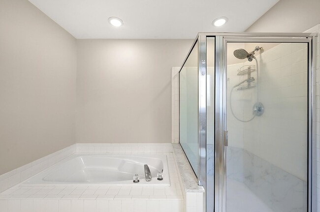 Building Photo - 28849 Hearthstone Dr