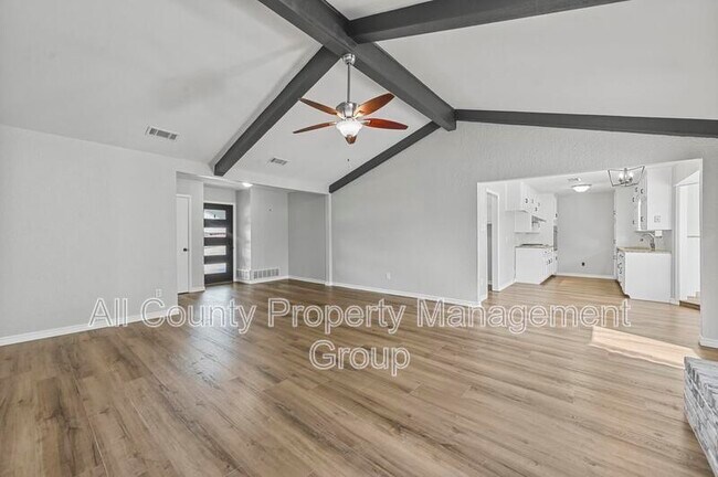 Building Photo - 3108 Shady Brook Dr