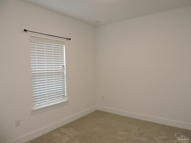 Building Photo - 6590 Paso Fino Dr