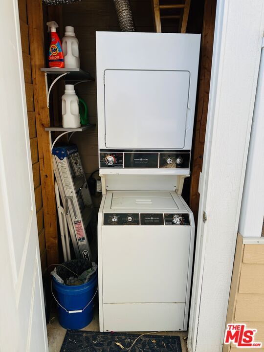 Building Photo - 69333 E Palm Canyon Dr