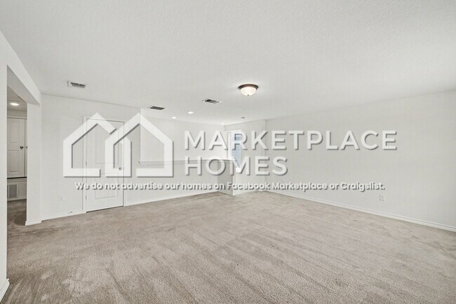Building Photo - 3901 Legend Hill