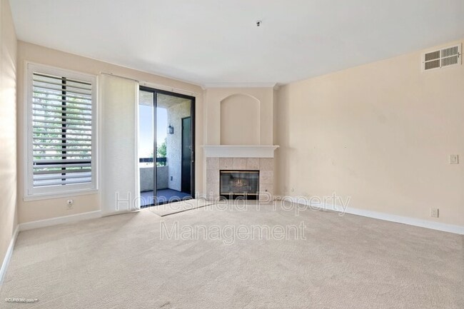 Building Photo - 5895 Friars Rd