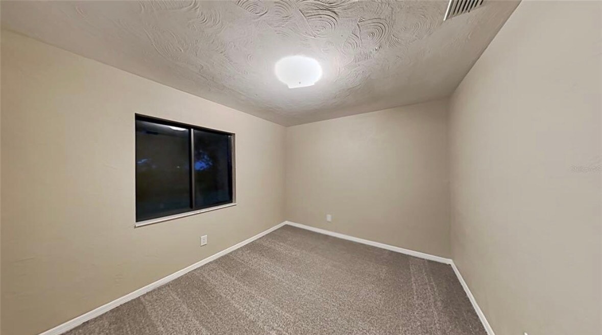 Building Photo - 5935 Clays Mill Dr