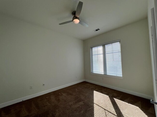 Building Photo - 2400 Louis Henna Blvd