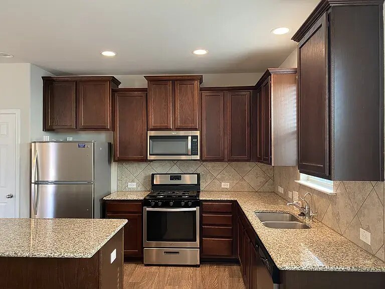 Building Photo - 183 Guemal Rd