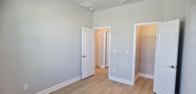 Building Photo - 28564 Sweet Persimmon Dr