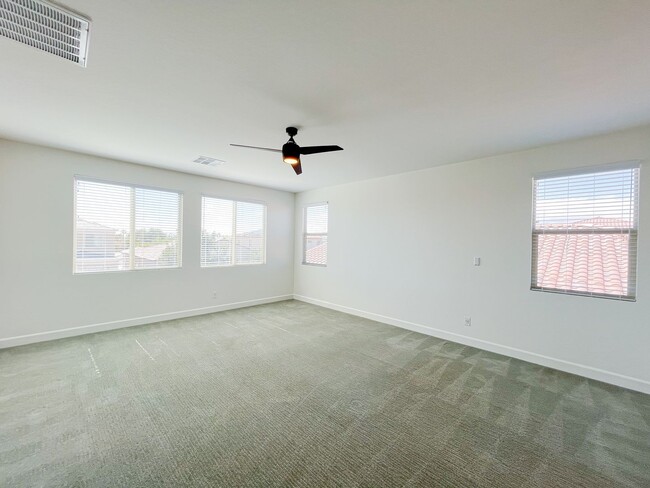 Building Photo - Exquisite Luxury Rental in Prestigious Gated Tule Springs Community