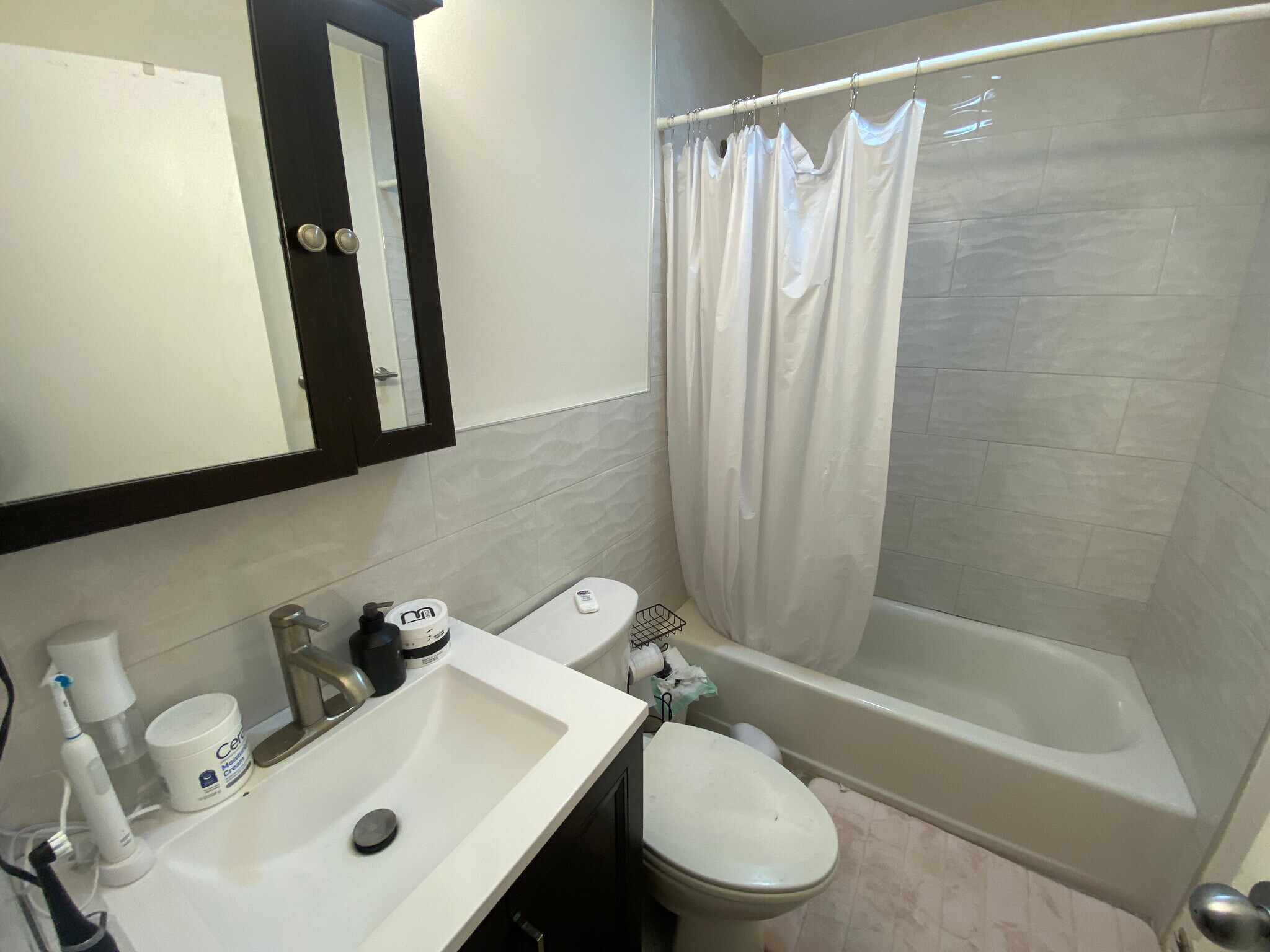 Building Photo - 1430 Tremont St