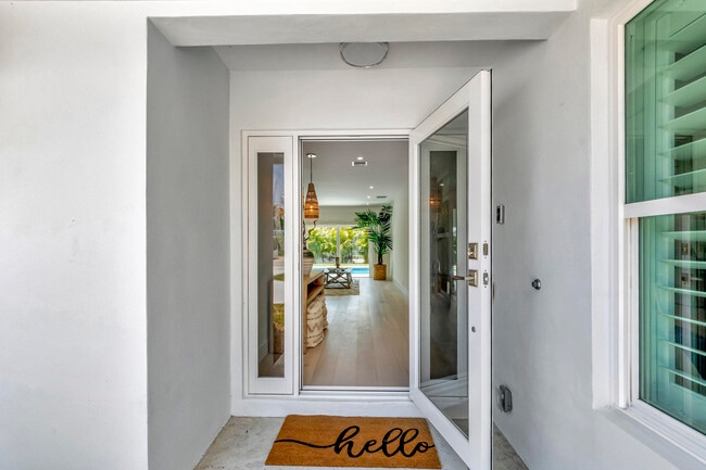 Building Photo - 530 NW 14th St