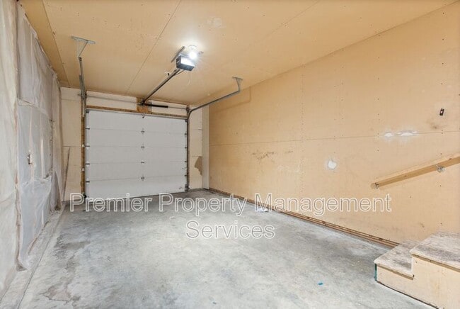 Building Photo - 408 Rice Ln