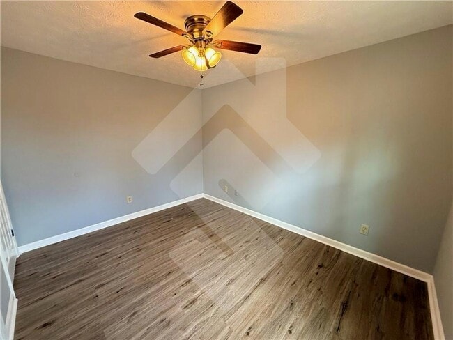 Building Photo - 4502 Alder Ln