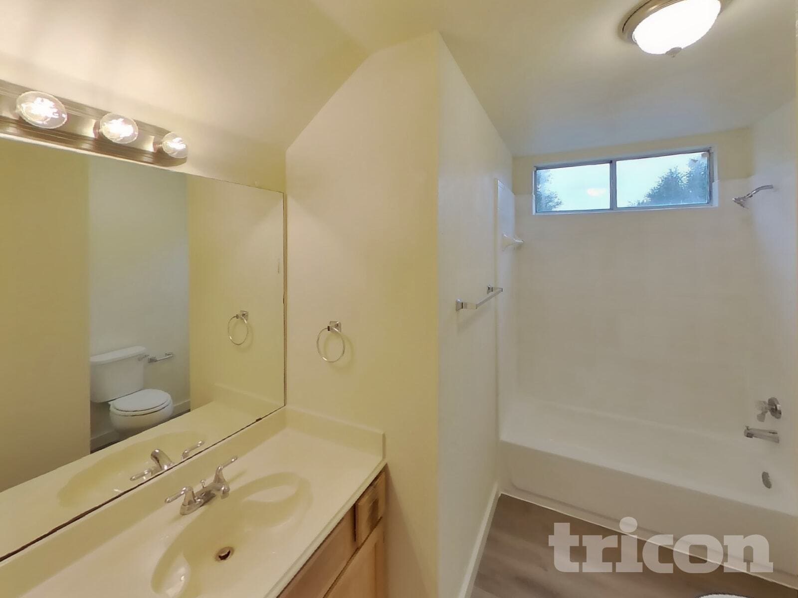 Building Photo - 2033 Oak Bend Ln