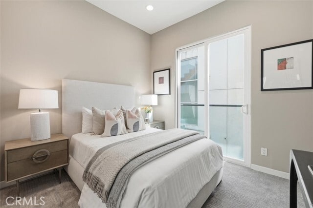 Building Photo - 2406 Ocean Dr