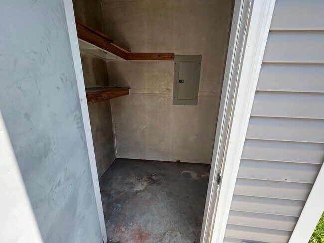 Building Photo - Charming 3 Bedroom, 2 Bath Home in Ogden!