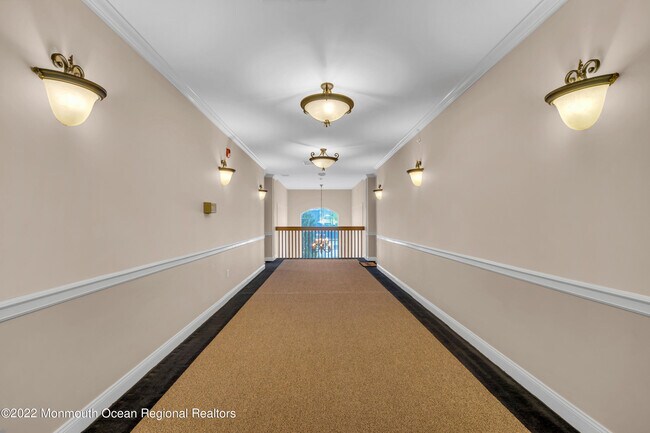 Building Photo - 548 St Andrews Pl