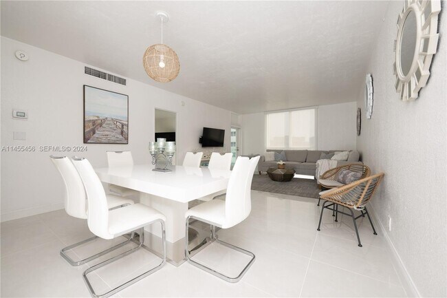 Building Photo - 3801 S Ocean Dr