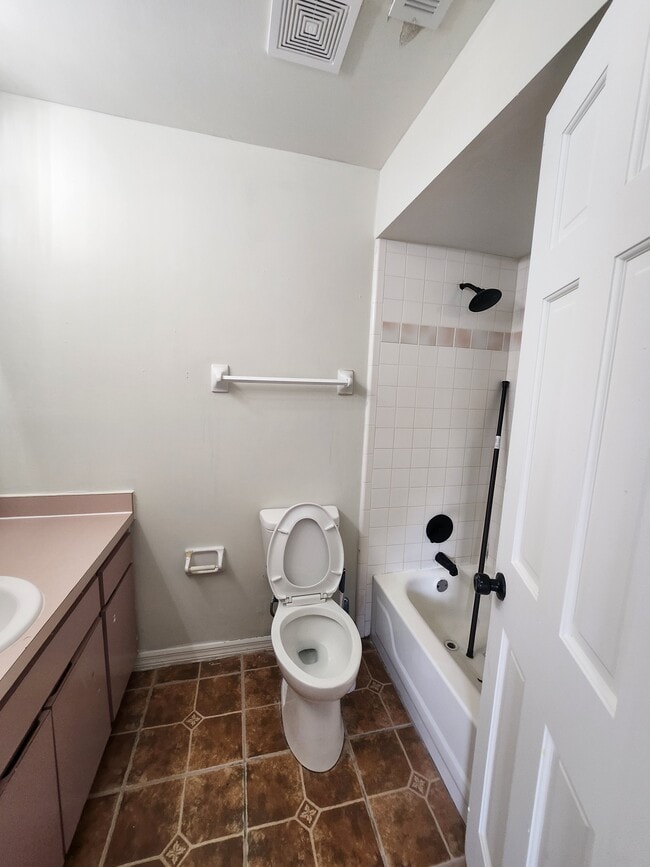 Building Photo - 406 Cocoa Ct