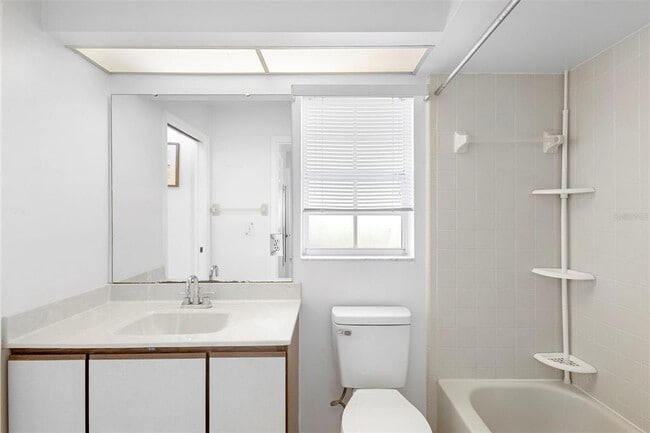 Building Photo - 1530 Larks Nest Ct