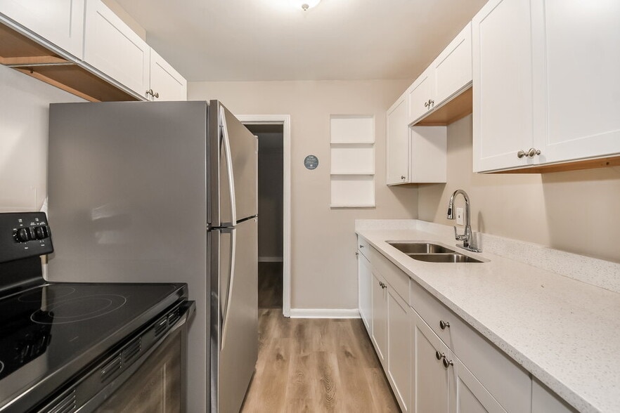 Building Photo - 5135 Archery Ave