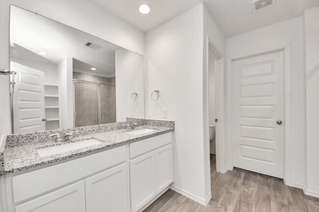 Building Photo - 2227 Laurel Bloom Ln