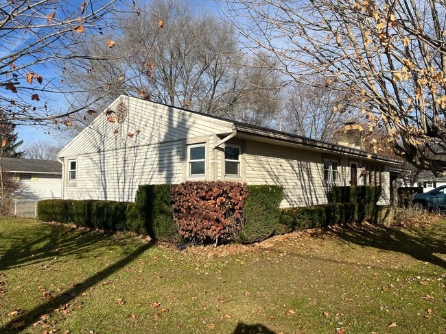 Building Photo - Holiday Home - Coming Soon