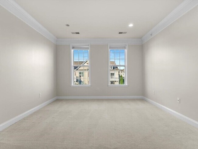 Building Photo - 115 Corning Fairbanks Way