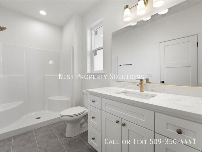 Building Photo - 13436 Rd 4 NE