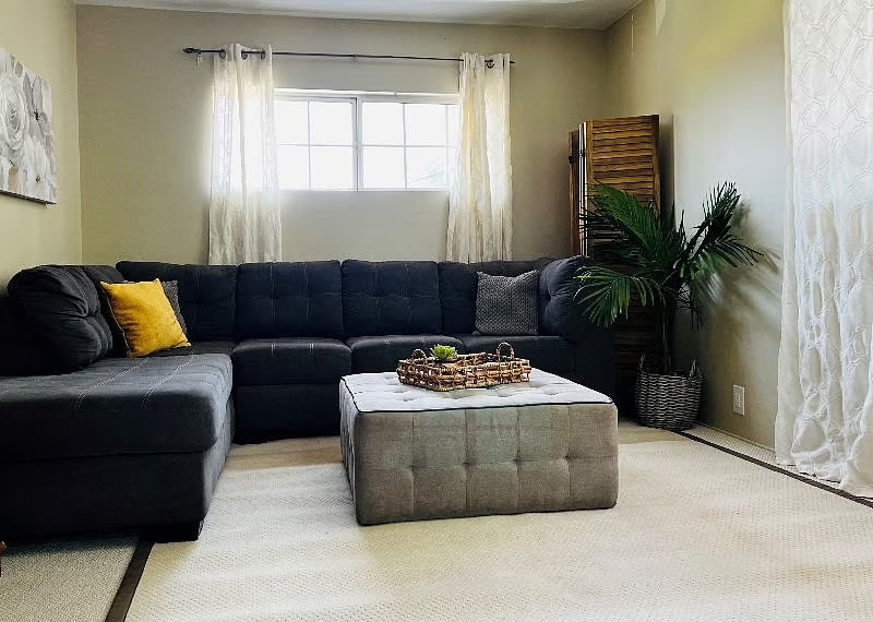 Living Room - 1529 1/2 Carmona Ave