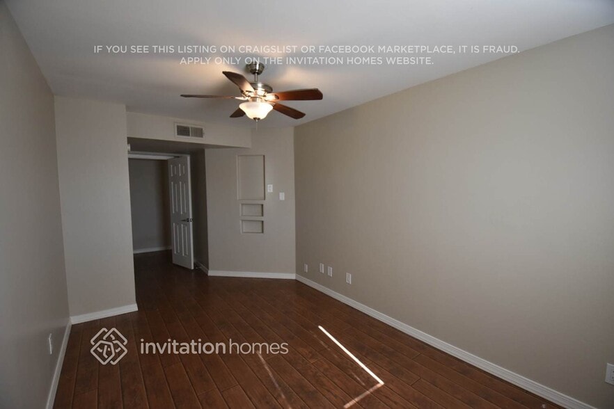 Building Photo - 5924 W Orange Dr