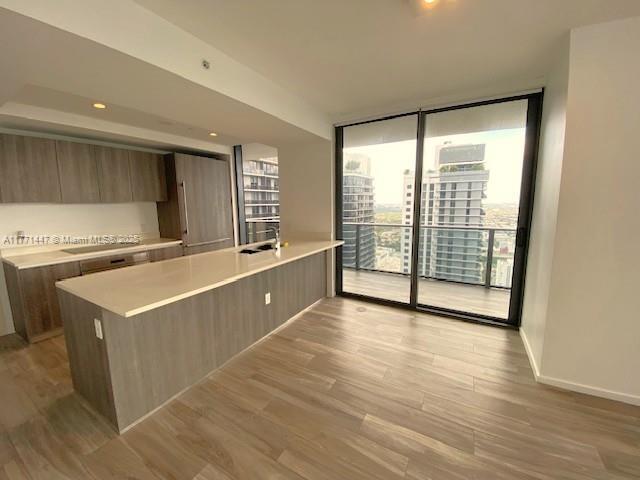 Building Photo - 801 S Miami Ave