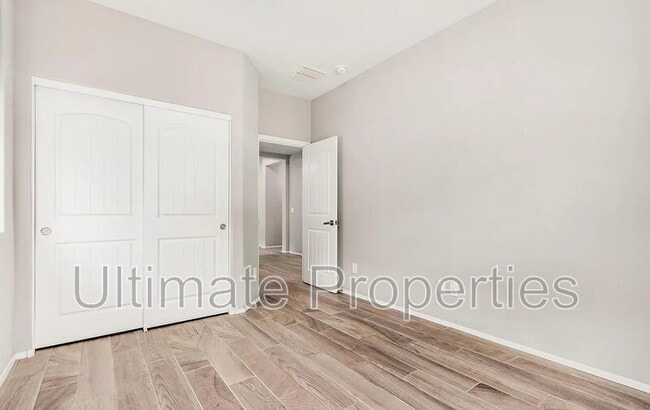 Building Photo - 12707 W Caraveo Pl
