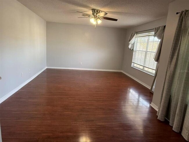 Building Photo - 1231 Seneca Falls Dr