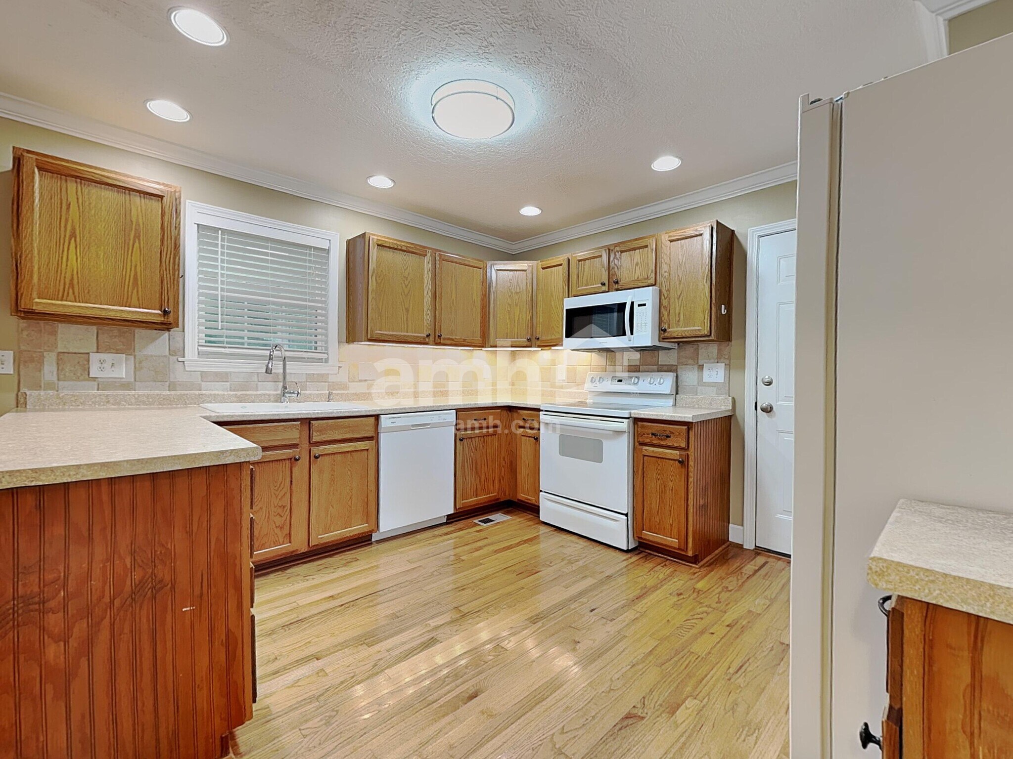 Building Photo - 5009 Alpha Terrace Ln