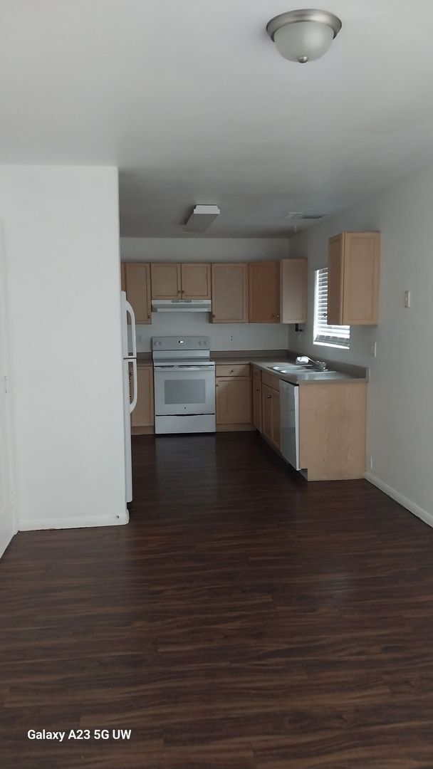 Building Photo - FABULOUS CONDO IN PRESCOTT VALLEY