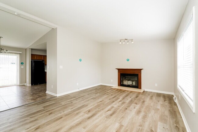 Building Photo - 3266 Sextant Dr