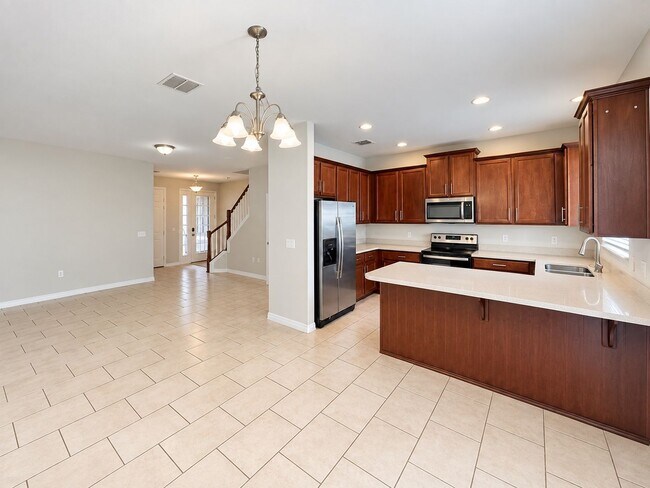Building Photo - 9407 Tawnyberry St