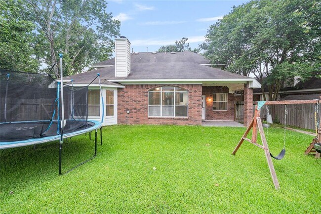 Building Photo - 19315 Oak Station Dr