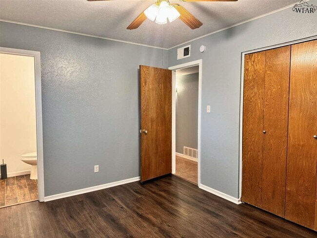 Building Photo - 4609 Tammy Dr