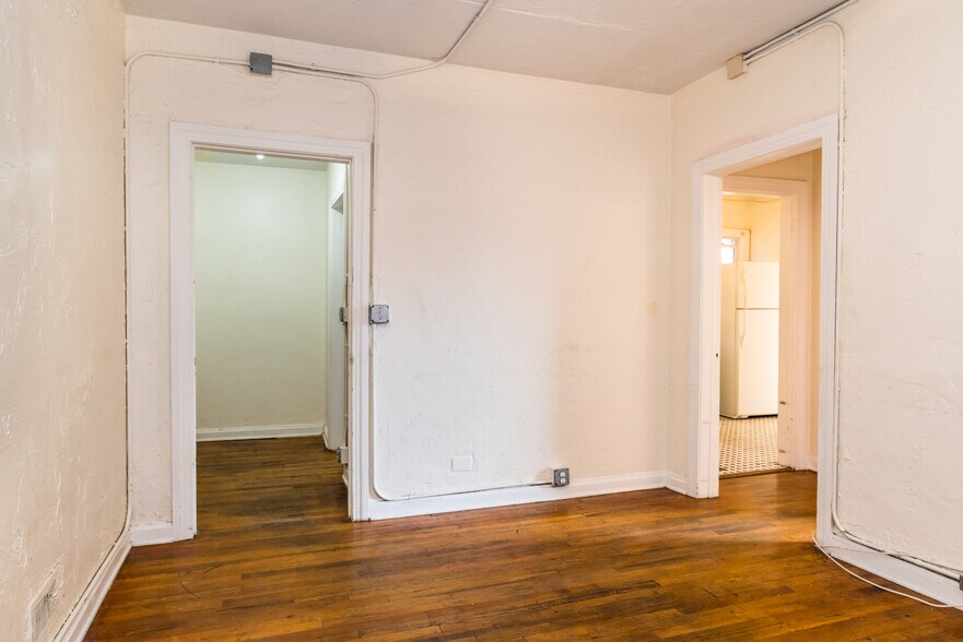 Building Photo - 1434 Corona St