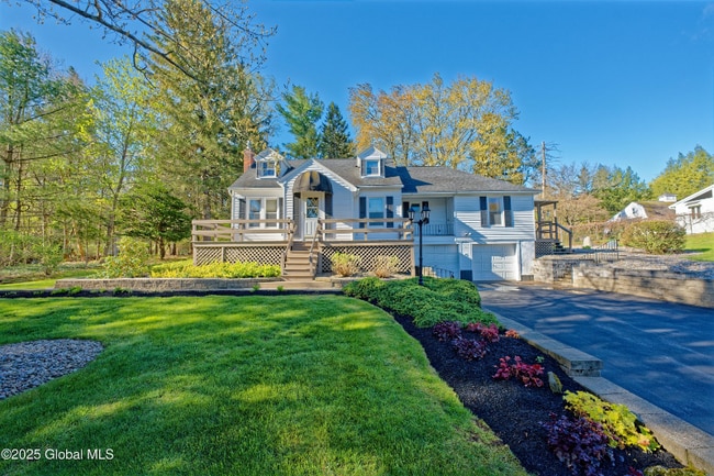 Building Photo - 2550 Troy-Schenectady Rd