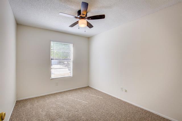 Building Photo - 2441 Sweetwood Dr