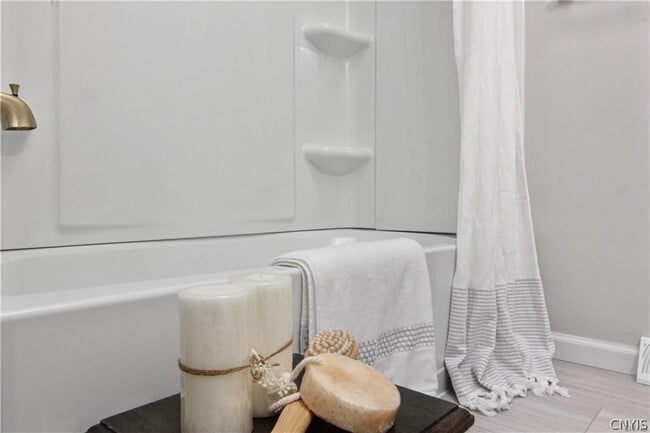 Building Photo - 4784 New Hope S