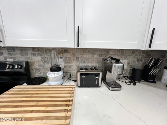 Building Photo - 1510 Ocean Shore Blvd