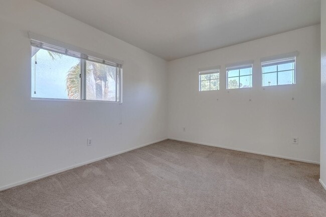 Building Photo - Discovery Hills Home with Spacious Yard an...