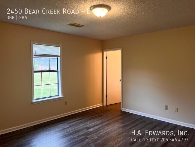 Building Photo - 2450 Bear Creek Rd