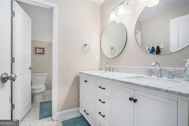 Building Photo - 85 Jane Harris Rd