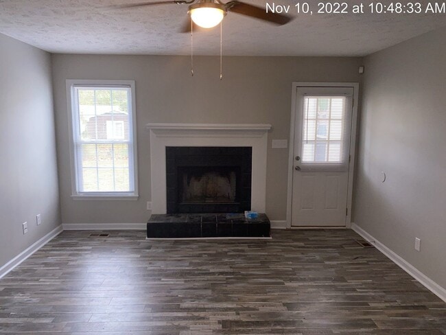 Building Photo - 640 Sugaridge Ln
