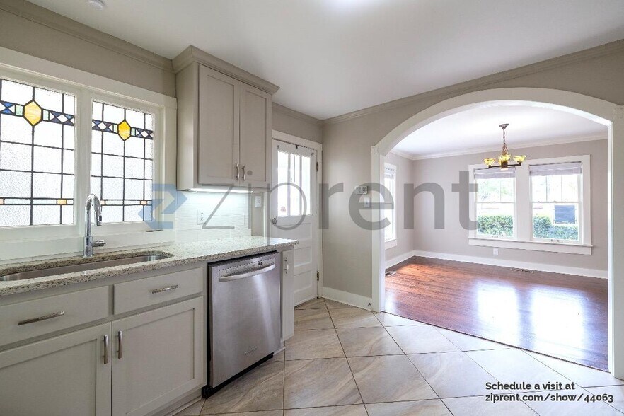 Building Photo - 808 Beirne Ave NE